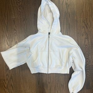 cropped white zip up 🤍